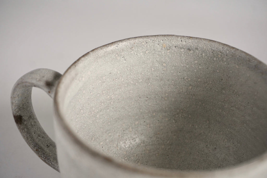 Handmade ceramic cup | Eat & Sip