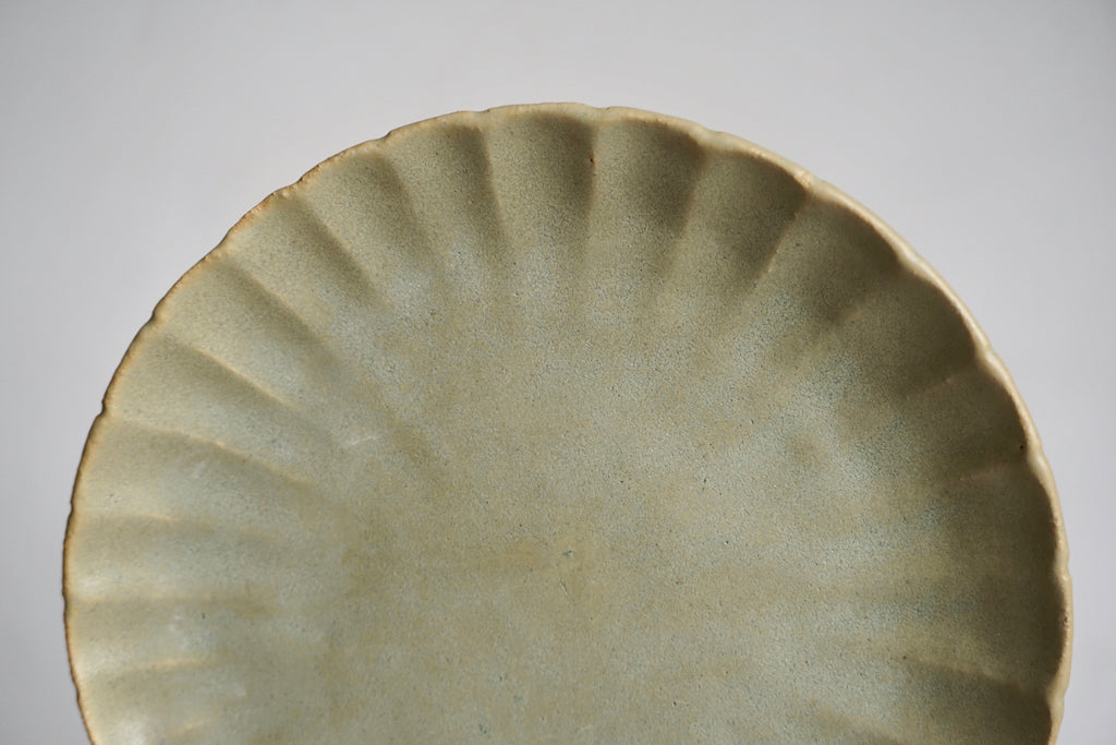 Handmade crysanthemum plate - Eat & Sip Pottery Singapore