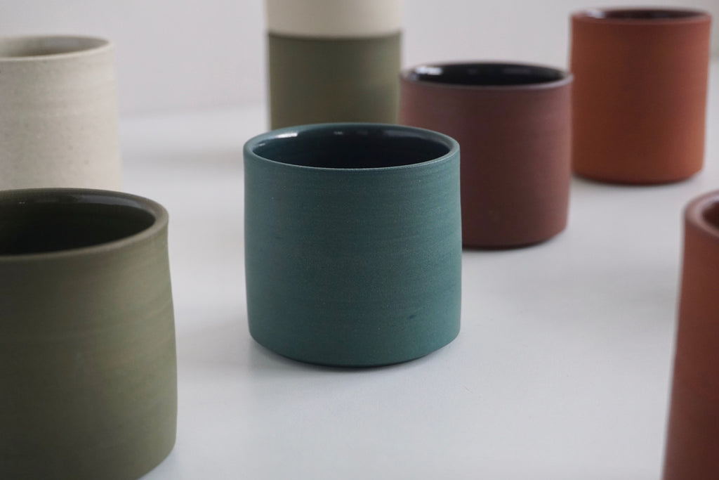 Handmade ceramic tableware gifts by Andrea Roman Ceramics | Eat & Sip