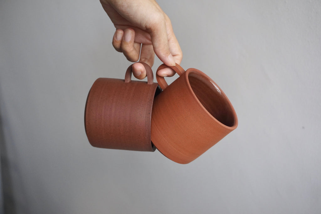 Handmade ceramic tableware gifts by Andrea Roman Ceramics | Eat & Sip