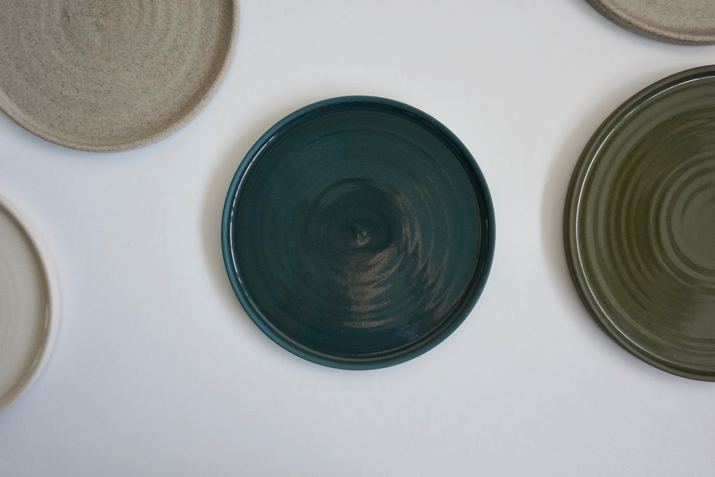 Handmade ceramic tableware gifts by Andrea Roman Ceramics | Eat & Sip