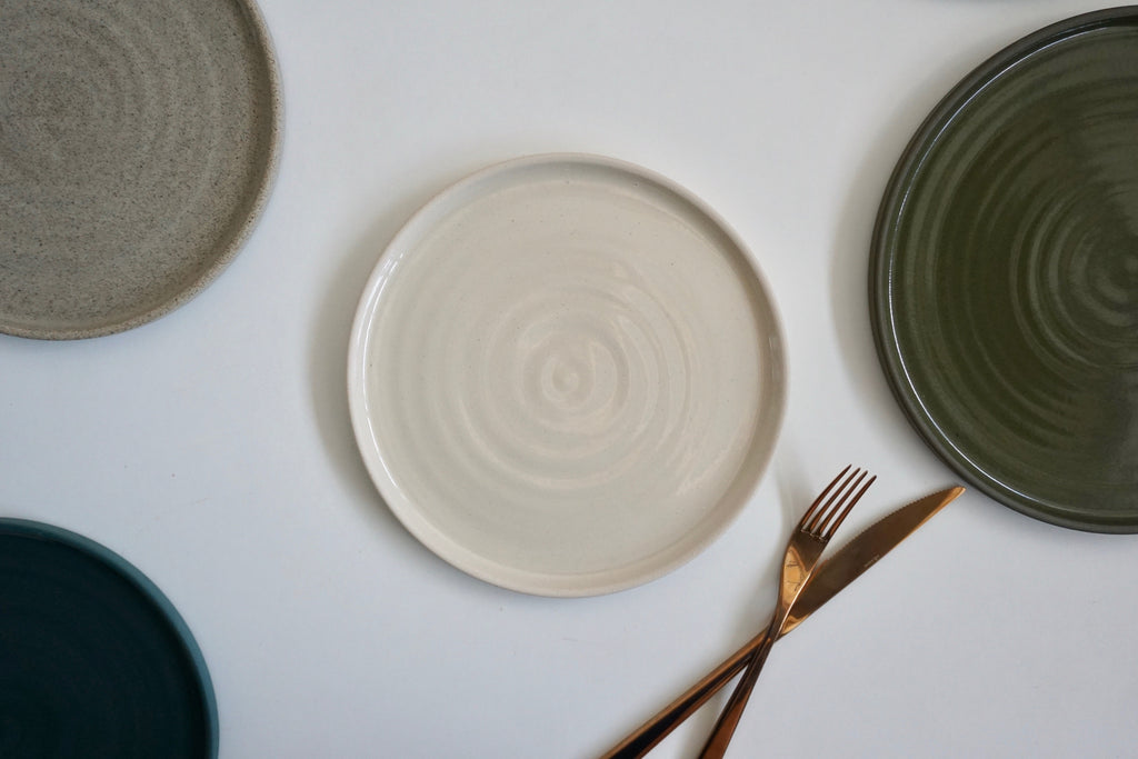 Handmade ceramic tableware gifts by Andrea Roman Ceramics | Eat & Sip