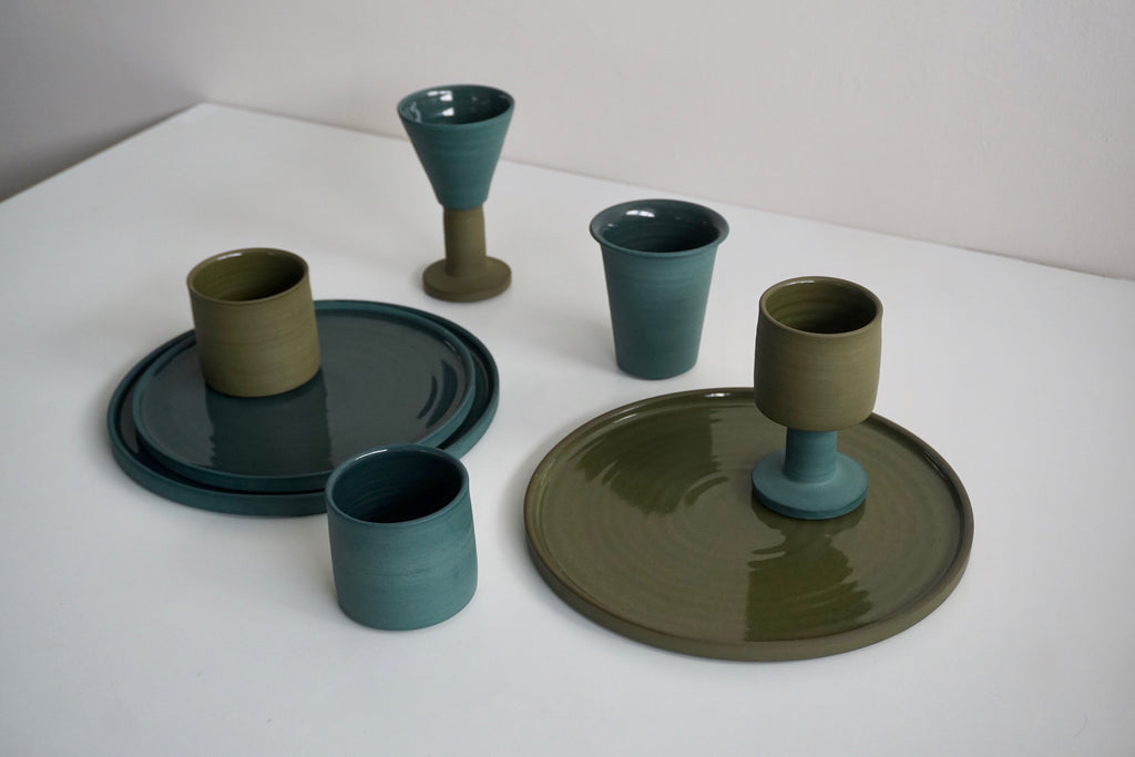Handmade ceramic tableware gifts by Andrea Roman Ceramics | Eat & Sip