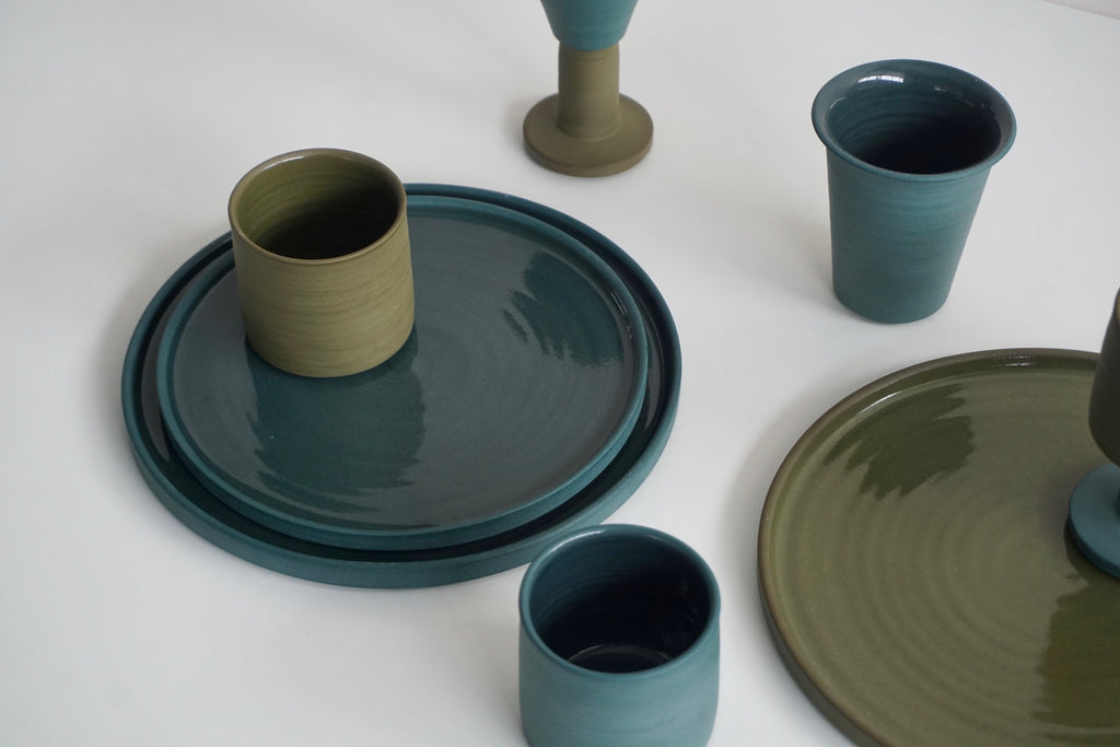 Handmade ceramic tableware gifts by Andrea Roman Ceramics | Eat & Sip