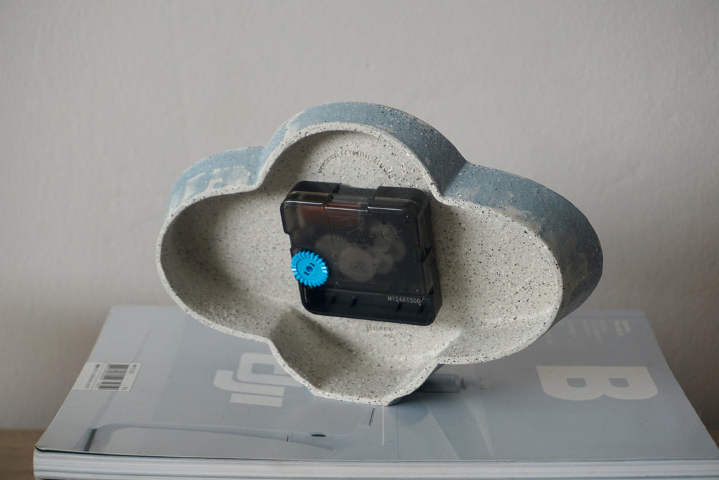 Handmade table clock | Ceramic Singaporre