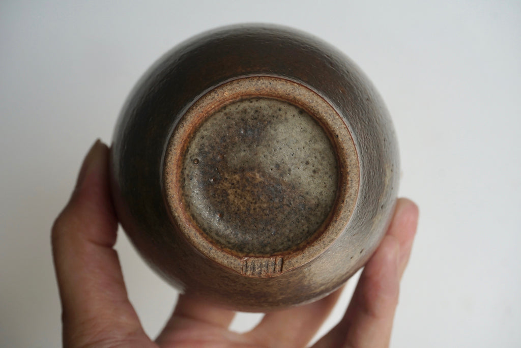 Handmade ceramic tumbler gift Singapore by Eat & Sip x Muckware