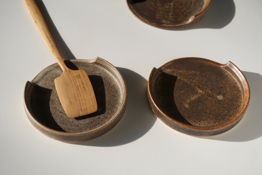 Handmade ceramic spoon rest | Muckware Eat & Sip