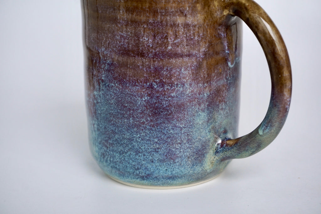 Wheel-thrown ceramics potter Dawn Kawn | Eat & Sip