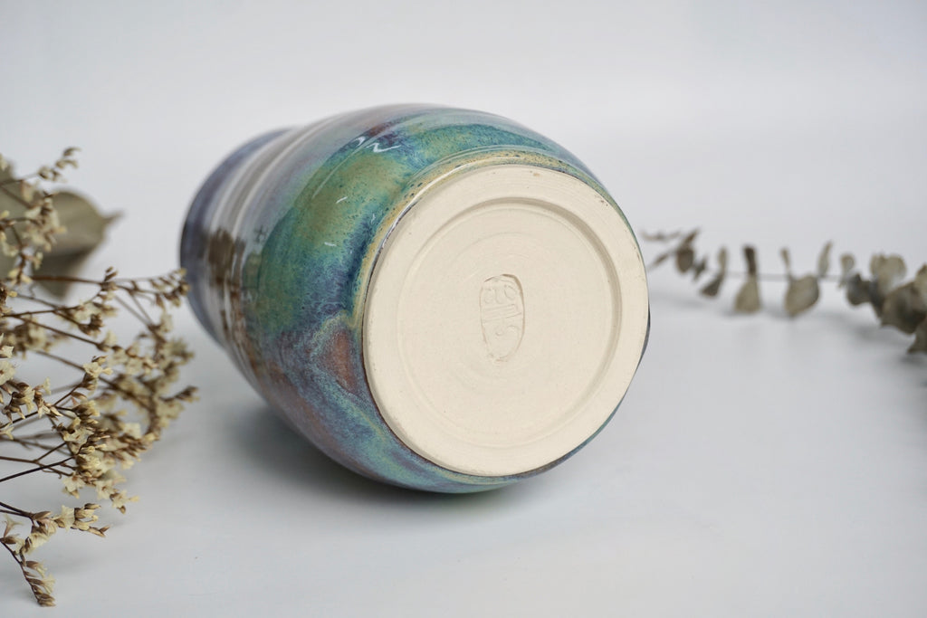 Handmade ceramics potter Dawn Kawn | Eat & Sip