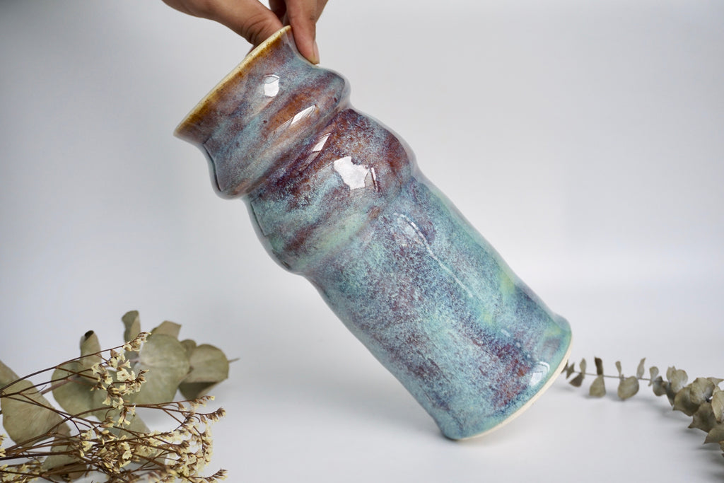 Handmade ceramics potter Dawn Kawn | Eat & Sip