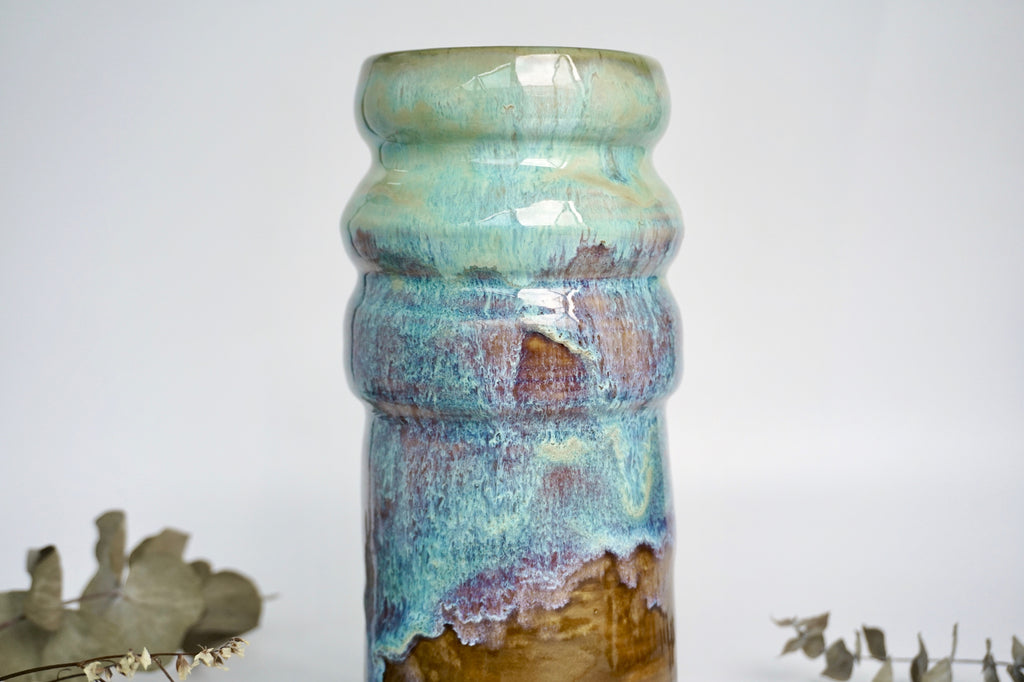 Wheel-thrown ceramics potter Dawn Kawn | Eat & Sip