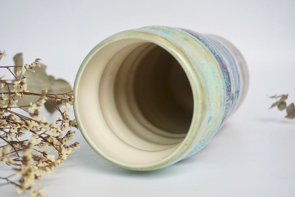 Wheel-thrown ceramics potter Dawn Kawn | Eat & Sip