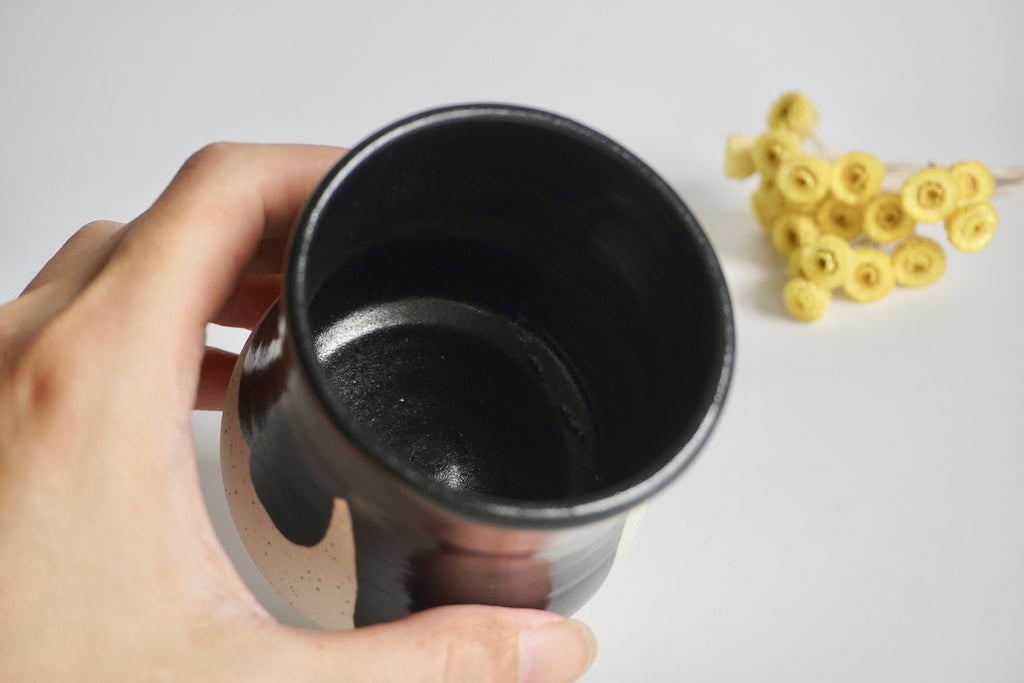 Hourglass handmade mug Singapore | Pottery by Chen Liyuan - Eat & Sip