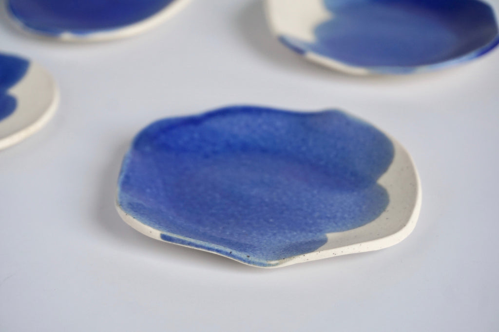 Handmade ring dish ceramic | No 3 by Chen Liyuan