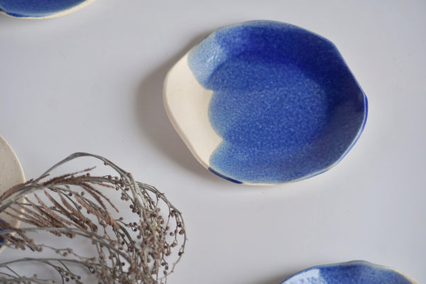 Handmade ring dish ceramic | No 3 by Chen Liyuan