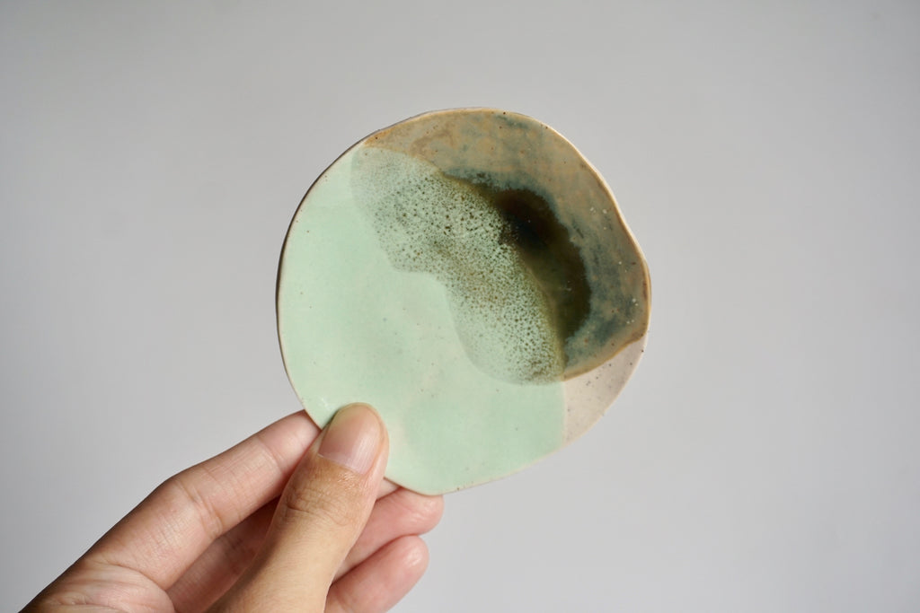 Handmade ring dish ceramic | No 3 by Chen Liyuan