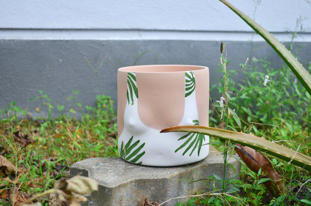 Group Partner leaves planters in Singapore - Eat & Sip handmade pot