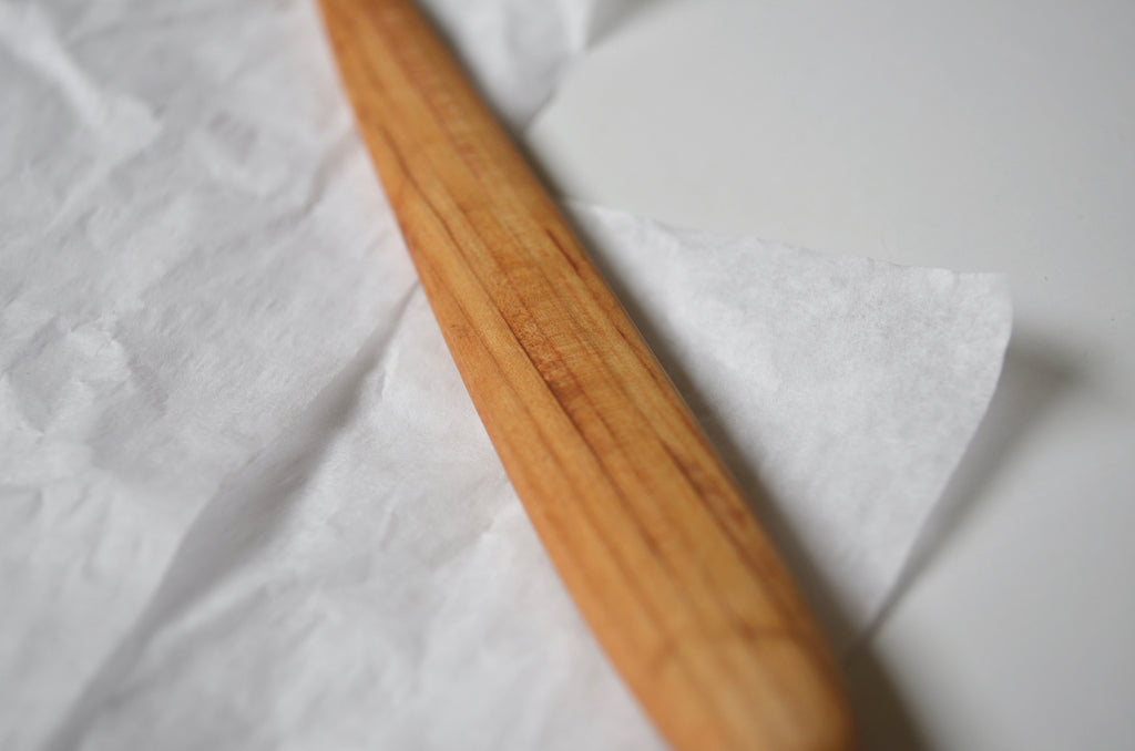 Beautiful hand carved wood grain Singapore - Eat & Sip