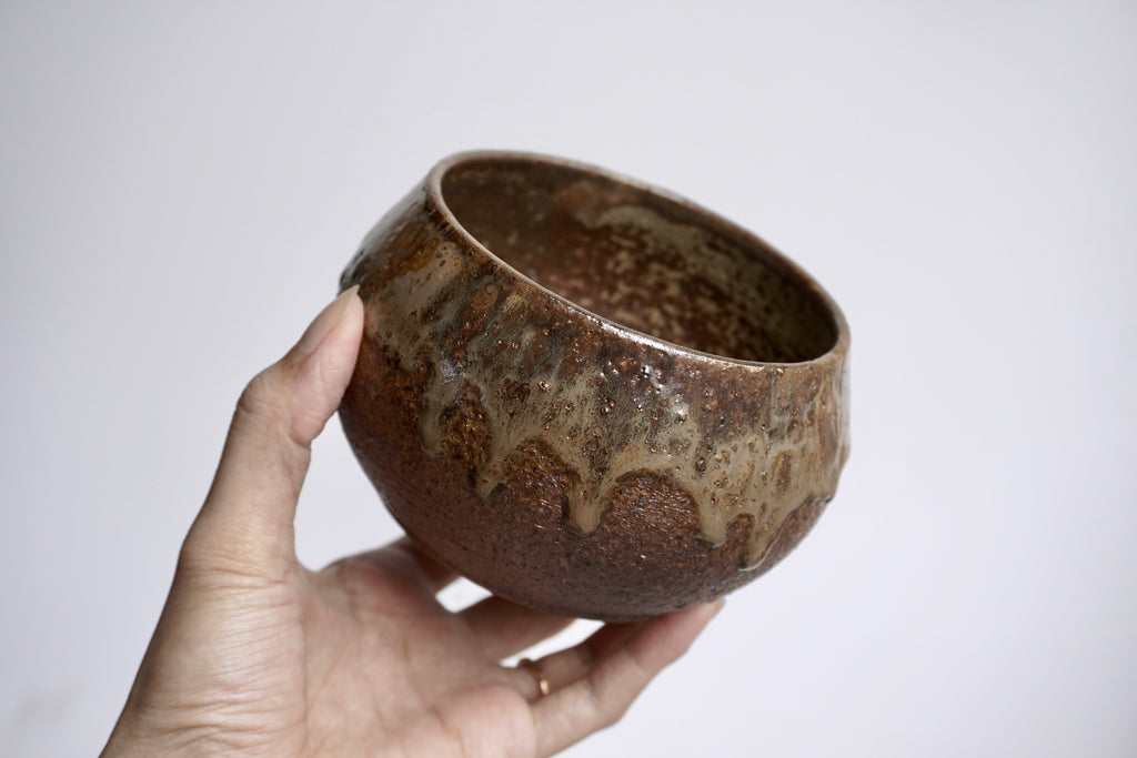 Handmade pottery bowl | Handcrafted tableware Singapore
