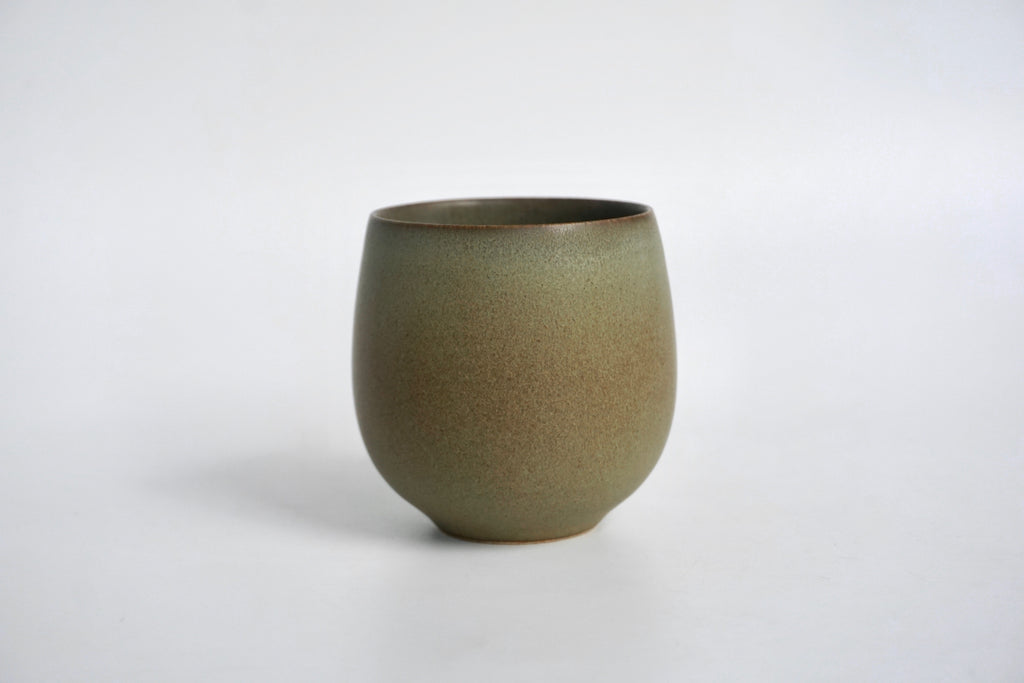 Handcrafted minimalist teacup Singapore | Lerae Lim - Eat & Sip