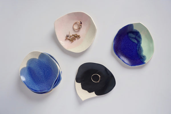 Handmade ring dish ceramic | No 3 by Chen Liyuan